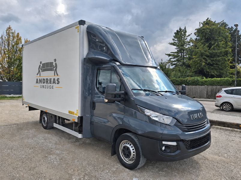 Umzugswagen von Umzüge und Hausmeisterservice Andreas für professionelle Umzüge in Ulm und Umgebung.